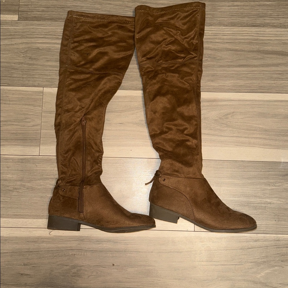 Elegant Tan Over-the-Knee Women's Boots
